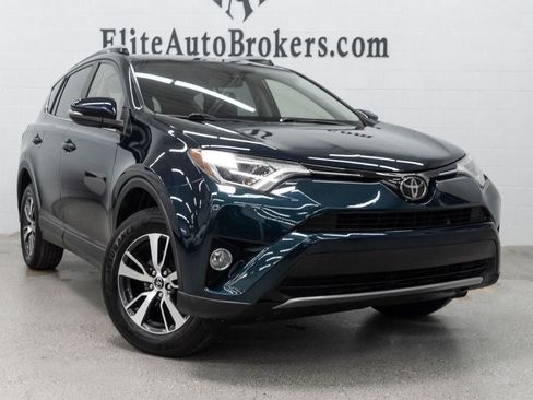 Used 2017 Toyota RAV4 XLE w/ All Weather Liner Package AWD/4WD image 7