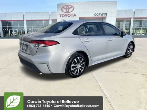 Used 2024 Toyota Corolla LE image 5
