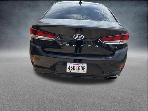 Used 2019 Hyundai Sonata SEL w/ Winter Weather Package FWD image 5