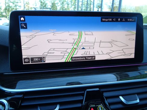 Used 2022 BMW 540i xDrive w/ M Sport Package image 13