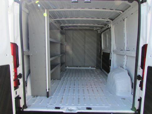 Used 2023 RAM ProMaster 2500 w/ Driver Convenience Group image 22