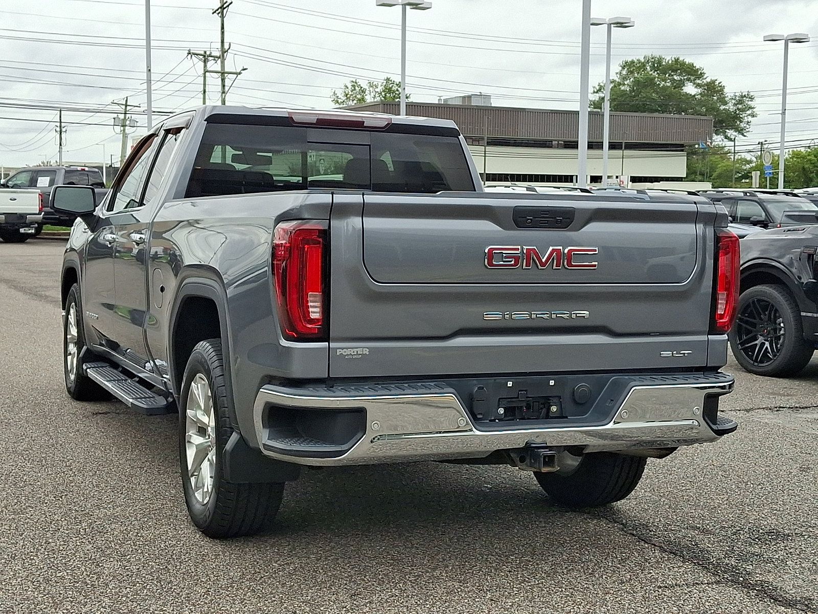 Used 2019 GMC Sierra 1500 SLT w/ SLT Premium Package RWD image 8