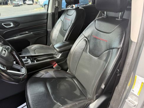 Used 2022 Jeep Compass Trailhawk w/ Trailhawk Elite Group image 11