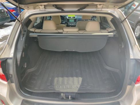 Used 2016 Subaru Outback 2.5i Limited image 15