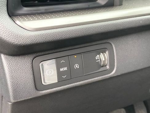 New 2026 Chevrolet Traverse LT w/ Midnight/Sport Edition image 19