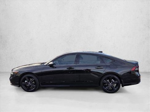 Used 2024 Honda Accord Sport image 9