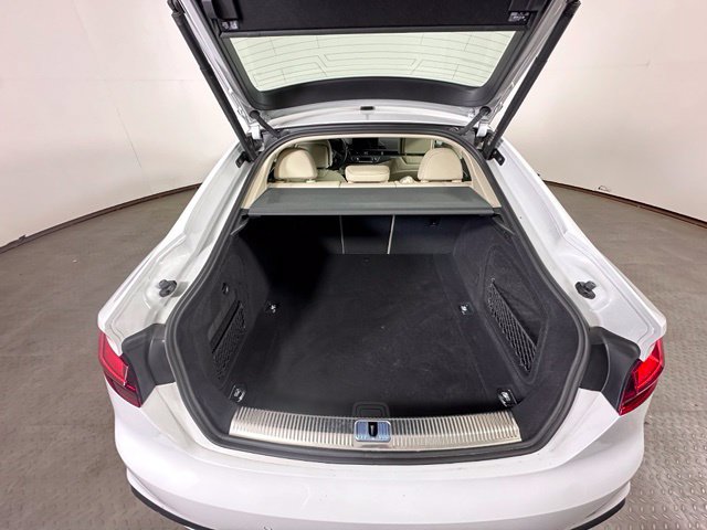 Used 2022 Audi A5 2.0T Premium Plus w/ Premium Plus AWD/4WD image 14