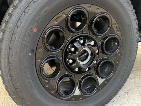 New 2026 Ford F350 Lariat w/ Black Appearance Package image 49