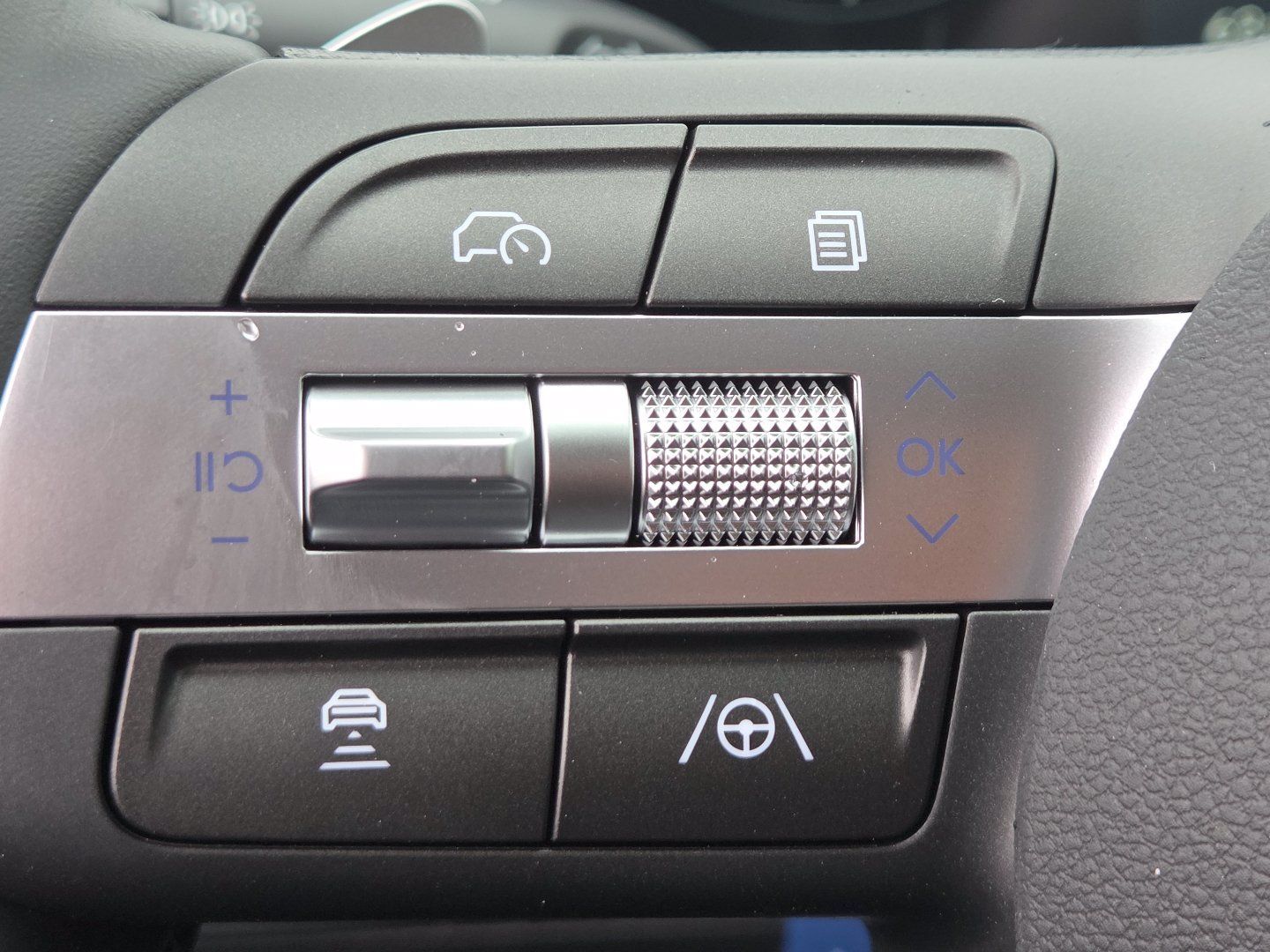 New 2026 Hyundai Kona Limited AWD/4WD image 35