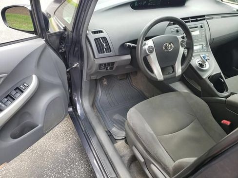 Used 2011 Toyota Prius Two FWD image 10