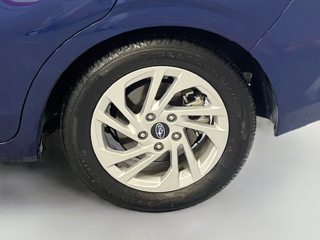Used 2025 Subaru Impreza 2.0i AWD/4WD image 29