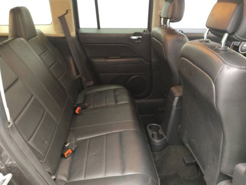 Used 2017 Jeep Patriot High Altitude image 19