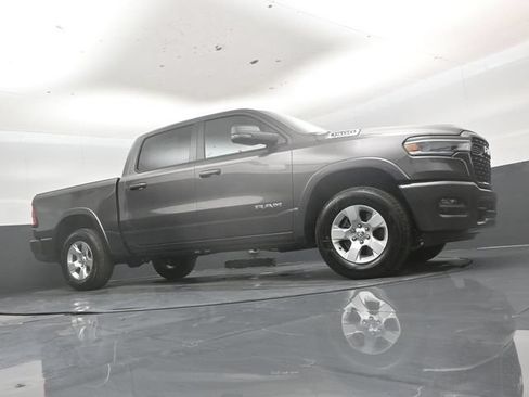 New 2026 RAM 1500 4x4 Crew Cab image 38