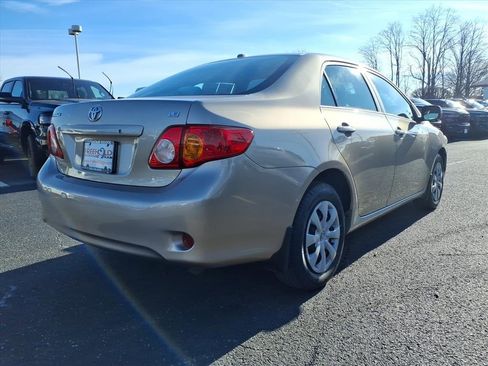 Used 2010 Toyota Corolla LE image 16