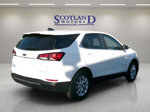 Used 2022 Chevrolet Equinox LT AWD/4WD image 6