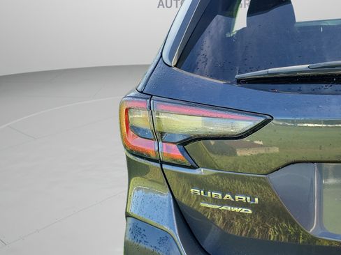 Used 2024 Subaru Outback Premium AWD/4WD image 26