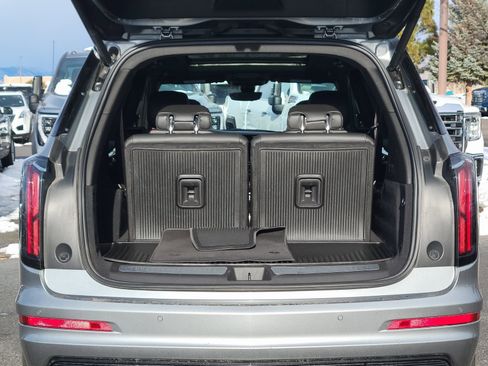 Used 2023 Cadillac XT6 Sport w/ Technology Package image 16