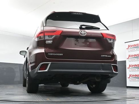 Used 2018 Toyota Highlander Limited Platinum AWD/4WD image 22