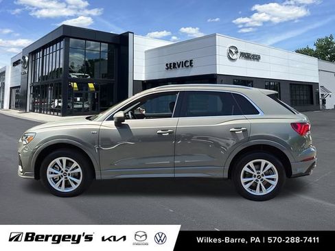 Used 2022 Audi Q3 2.0T Premium Plus AWD/4WD image 9