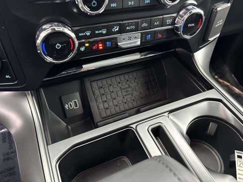 New 2025 Ford F150 Lariat w/ Equipment Group 502A High image 24