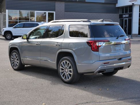 Used 2023 GMC Acadia Denali w/ Denali Ultimate Package image 6