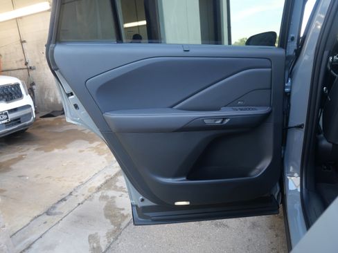 Used 2025 Lexus TX 500h AWD image 10