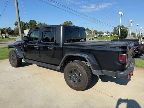 Used 2023 Jeep Gladiator Mojave w/ Cold Weather Group AWD/4WD image 8
