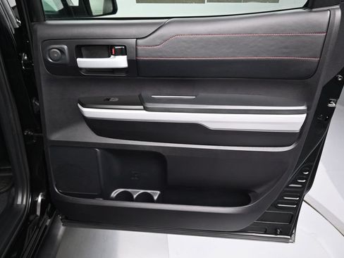Certified 2020 Toyota Tundra TRD Pro AWD/4WD image 32