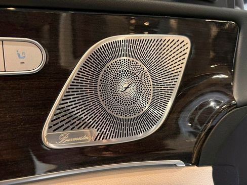 Used 2021 Mercedes-Benz GLS 450 4MATIC image 15