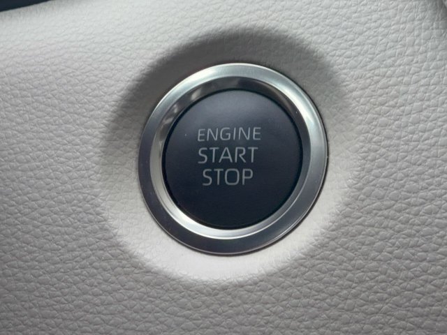Used 2025 Toyota Corolla LE w/ Convenience Package FWD image 26