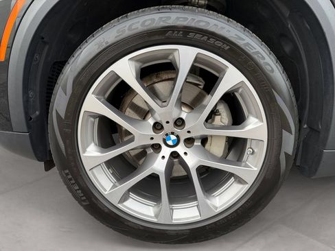Used 2021 BMW X5 xDrive40i w/ Premium Package AWD/4WD image 14