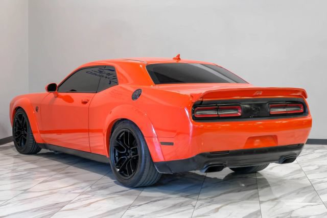 Used 2018 Dodge Challenger SRT Hellcat RWD image 14