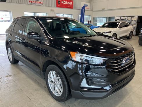 Used 2024 Ford Edge SEL image 3