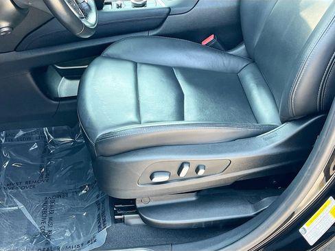 Certified 2024 Cadillac XT5 Premium Luxury AWD/4WD image 16