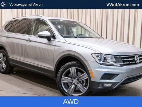 Used 2020 Volkswagen Tiguan SEL AWD/4WD image 1