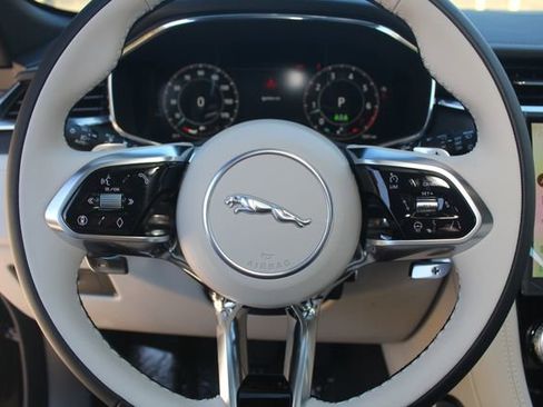 New 2026 Jaguar F-PACE R-Dynamic S image 17