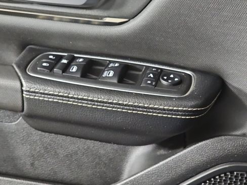 Used 2019 RAM 1500 Sport w/ Level 2 Equipment Group AWD/4WD image 27