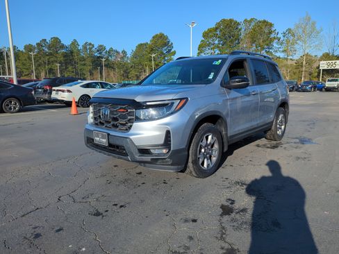 Certified 2023 Honda Passport TrailSport image 1