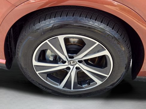 Certified 2025 Lexus RX 350 Premium w/ Accessory Package (Z1) FWD image 11