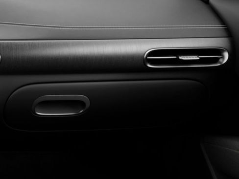 New 2026 Genesis GV60 Advance image 26