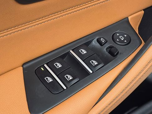 Used 2023 BMW 540i w/ M Sport Package image 15