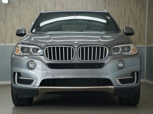 Used 2018 BMW X5 sDrive35i RWD image 3