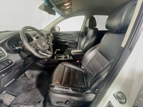 Used 2016 Kia Sorento EX FWD image 12