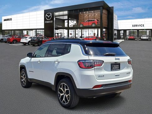 Used 2025 Jeep Compass Limited AWD/4WD image 3