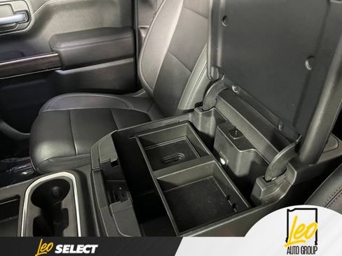 Used 2021 Chevrolet Silverado 1500 LT Trail Boss w/ Convenience Package II AWD/4WD image 23