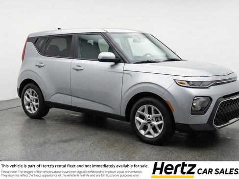 Used 2025 Kia Soul LX w/ LX Technology Package FWD image 1