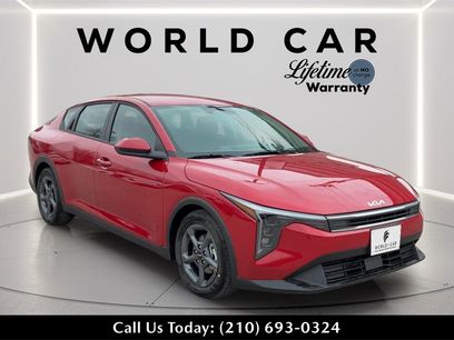 New 2025 Kia K4 LXS