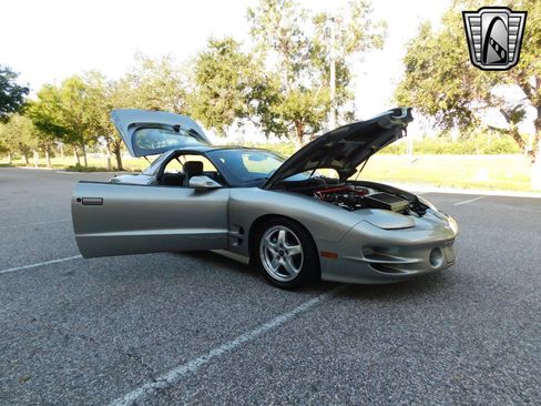 Used 1999 Pontiac Firebird Formula w/ Security Pkg image 22