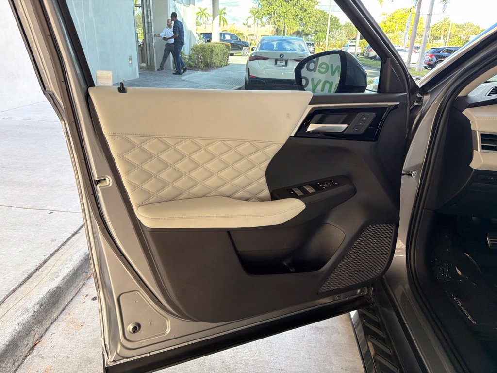Used 2022 Mitsubishi Outlander SEL AWD/4WD image 42