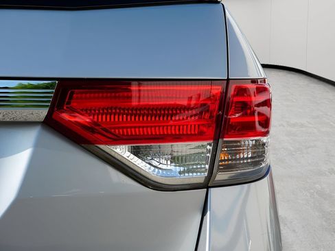 Used 2016 Honda Odyssey EX-L image 7